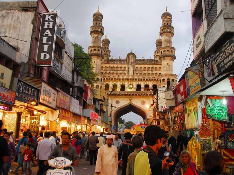 Charminar & Laad Bazaar