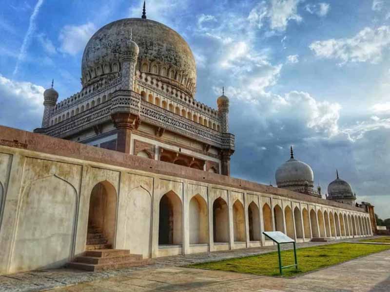 Qutub Shahi Tombs